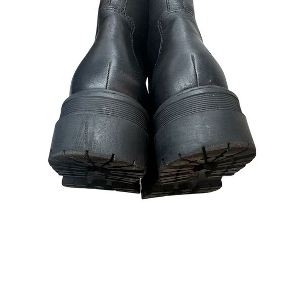 Marc Fisher LTD. Black Paralee Front Zip Leather Booties Size 9 - Picture 12 of 17